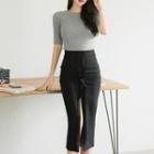 Set: Short-sleeve Rib Knit Top + Slit Pencil Skirt