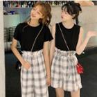 Short-sleeve T-shirt / Tank Top / Plaid Pants / Shorts