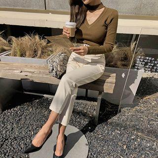 Choker Plunge-neck Knit Top