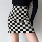 Black & White Chessboard Knit Semi Skirt Black & White - One Size