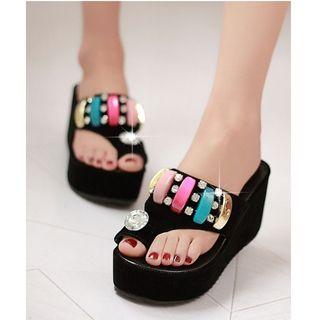 Embellished Toe-loop Platform Sandals
