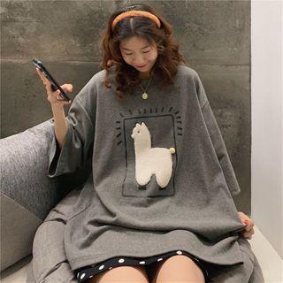 Elbow-sleeve Sheep Applique T-shirt