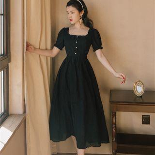 Short-sleeve Scalloped-edge Embroidered Midi A-line Dress