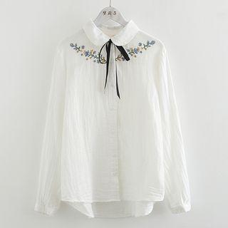 Flower Embroidered Peter-pan Collar Shirt