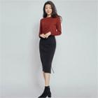 Drawstring-side Knit Skirt