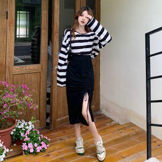 Open Shoulder Striped Two Tone Top / High-waist Plain Split Skirt