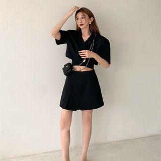 Short-sleeve Notch Lapel Cropped Blouse / Skort