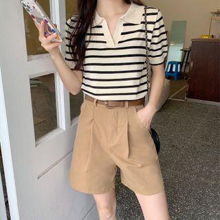 Short-sleeve Open-collar Striped Knit Top / Wide Leg Shorts