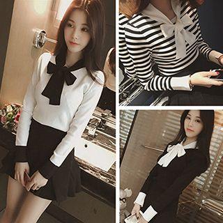 Tie Front Long Sleeve Knit Top