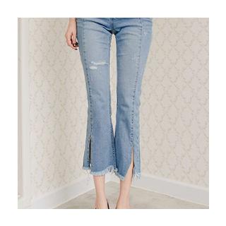 Slit-side Distressed Jeans