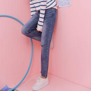 Washed Distressed Straight-cut Cropped Jeans