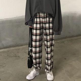 Lettering Sweatshirt / Plaid Loose Fit Pants