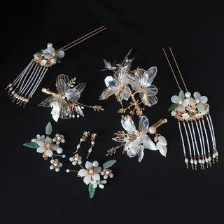 Set: Bridal Tasseled Hair Pin + Floral Hair Clip + Drop Earring White - One Size