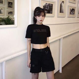 Short-sleeve Lettering Cropped T-shirt Black - One Size