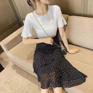 Flared-sleeve T-shirt / Printed Asymmetrical A-line Skirt