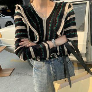 Long Sleeve V-neck Ruffle Trim Knit Top Black - One Size
