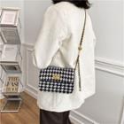 Chain Patterned Flap Crossbody Bag