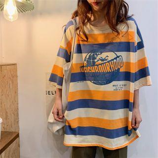 Short-sleeve Striped Earth Print T-shirt