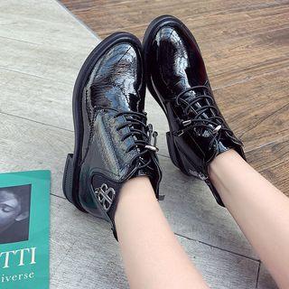 Patent Lace Up Chelsea Boots