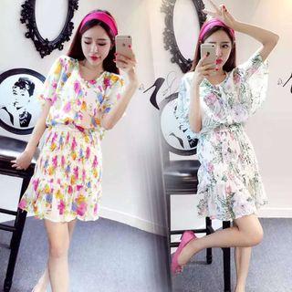 Set : Patterned Short-sleeve Top + Skirt