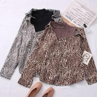 Zebra-print Mock Two-piece T-shirt