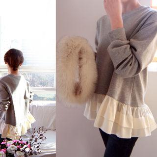 Layered-ruffle Hem Sweatshirt