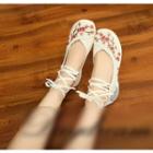 Chinese Style Embroidered Flats