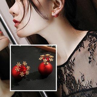 Ball Ear Stud