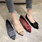Buckle Pointy-toe Flats