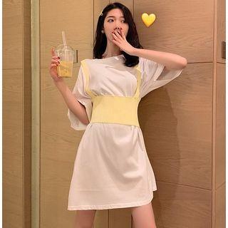 Loose-fit T-shirt Dress + Plain Vest