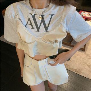 Mock Two-piece Short-sleeve Cropped T-shirt / Contrast Trim Wide-leg Shorts