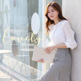 Pintuck Lace-trim Textured Blouse