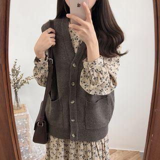 V-neck Buttoned Knit Vest Brown - One Size