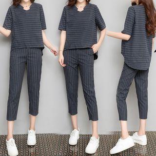 Set: Striped Short-sleeve T-shirt + Cropped Straight-cut Pants