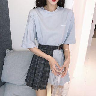 Elbow-sleeve Lettering Long T-shirt / Plaid Pleated Mini Skirt