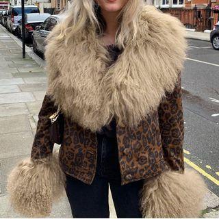 Leopard Print Fluffy Collar Button Jacket