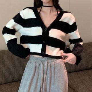 Striped V-neck Cardigan / Drawstring Sweatpants