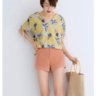 Pineapple Print V-neck Short-sleeve Blouse