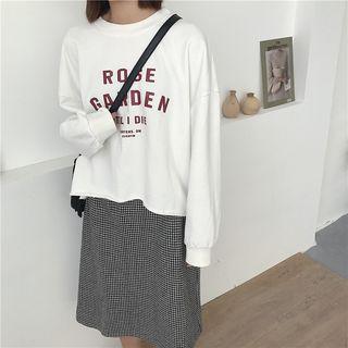 Lettering Sweatshirt / Plaid Midi Skirt