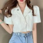 Set: Short-sleeve Shirt + Floral Brooch