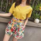Set: Short-sleeve T-shirt + Floral Print Wide Leg Shorts
