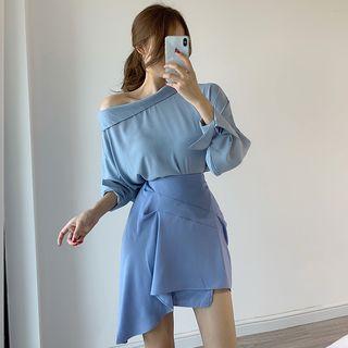 Plain One-shoulder Blouse / Irregular Hem High-waist A-line Skirt