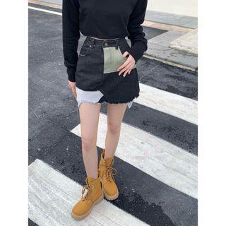 Long-sleeve Plain Cropped Top / High-waist Frayed Color-block Denim Mini Skirt