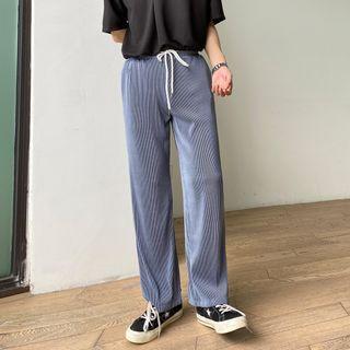 Pleated Straight Leg Jeans