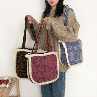 Fleece Trim Pattern Tote Bag