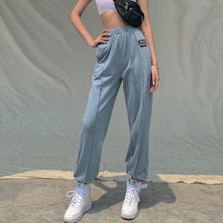 Reverse-seam Jogger Pants