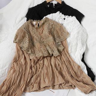 Lace Panel Crinkle Blouse