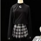 Crescent & Cross Embroidered Long-sleeve T-shirt Black - One Size