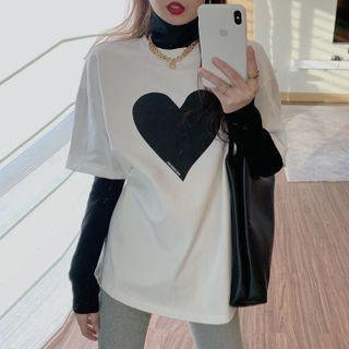 Mock Two-piece Heart Turtleneck T-shirt