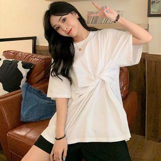 Twisted Elbow-sleeve T-shirt